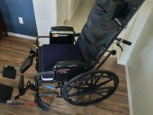 Reclining wheelchair - (Albuquerque/Rio Rancho)