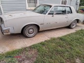 1980 Pontiac Grand Prix coupe (Kansas City)