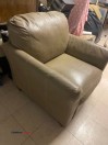 Plush leather chair - (Honolulu)