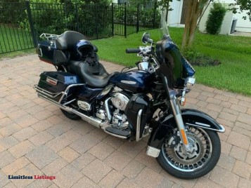 2013 Harley-Davidson FLHTK - (Fruit Cove, Florida)