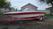 Four Winns 180 Freedom Ski / Tube Boat, Low Hours, Fast !! - (Hagerman)