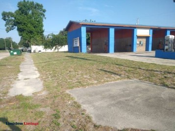 Outdoor business lots for rent