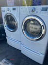 LG washer 4.5 cu ft gas dryer 7.5 cu ft with pedestal - (LA)