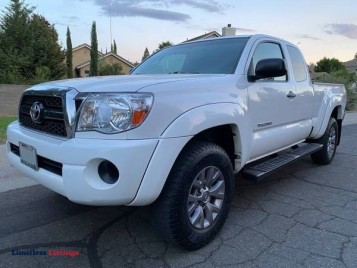 2011 Toyota Tacoma Access Cab - (Carmichael)