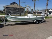 2000 MAJEK CLASSIC PRO SKIFF 23' WITH 2002 MERCURY 200 HP 2-STROKE
